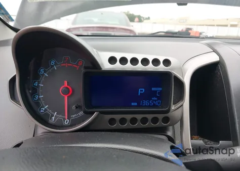 2014 Chevrolet Sonic Lt Auto из США, поврежденный, VIN 1G1JC6SH0E4158106